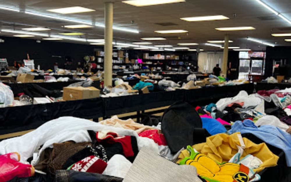 Amazon Hot Deals Bin Store storefront