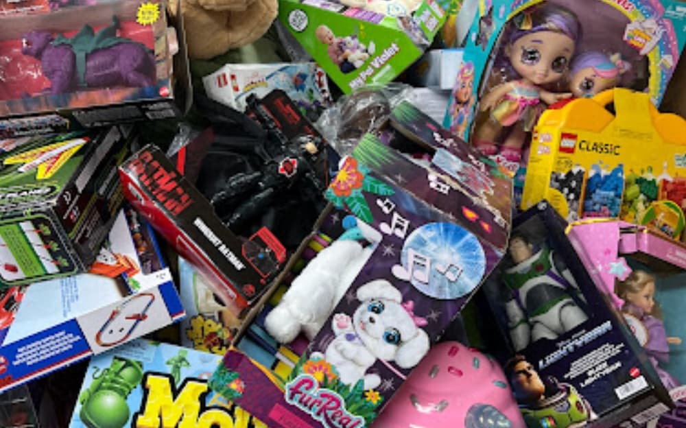 Ashland Outlet & Bins storefront