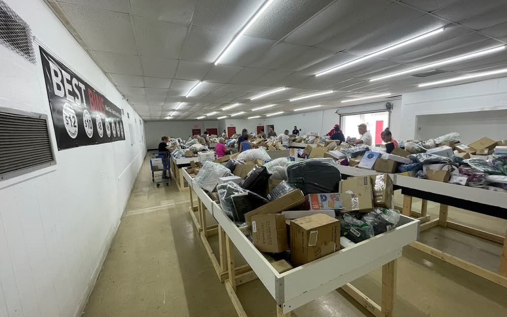 BEST BINS storefront