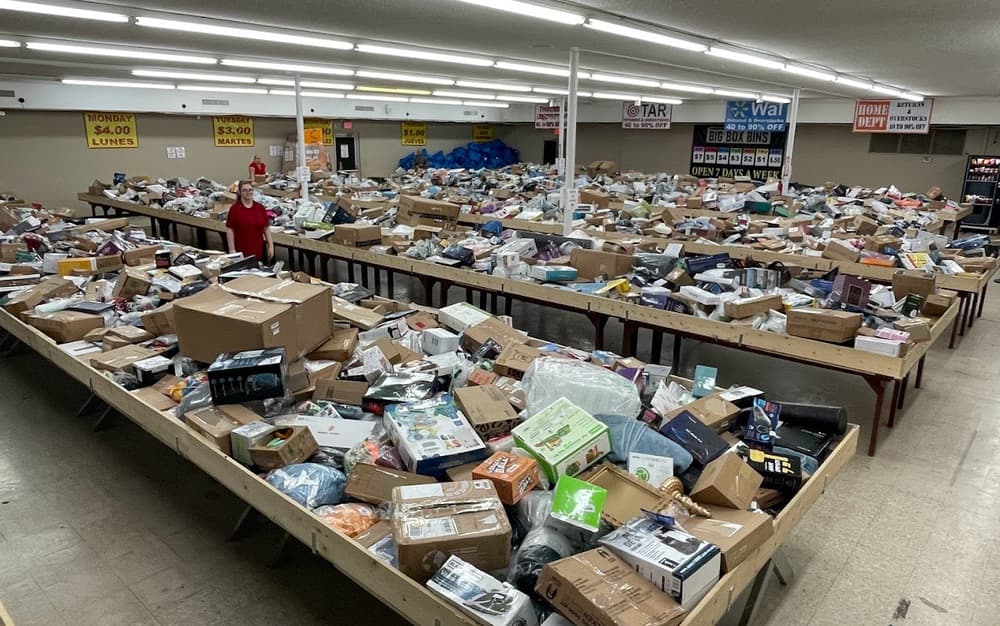 Big Box Bins storefront