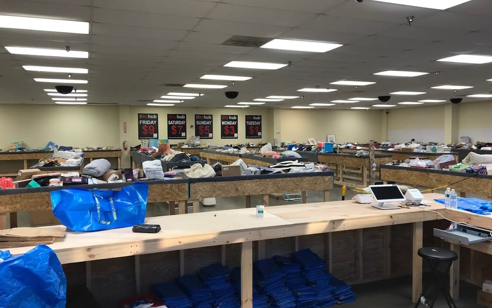 Bin Hub Lakeland storefront