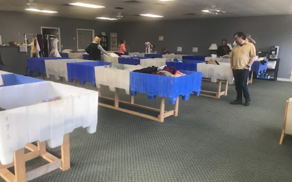 Bin Pickin LLC storefront