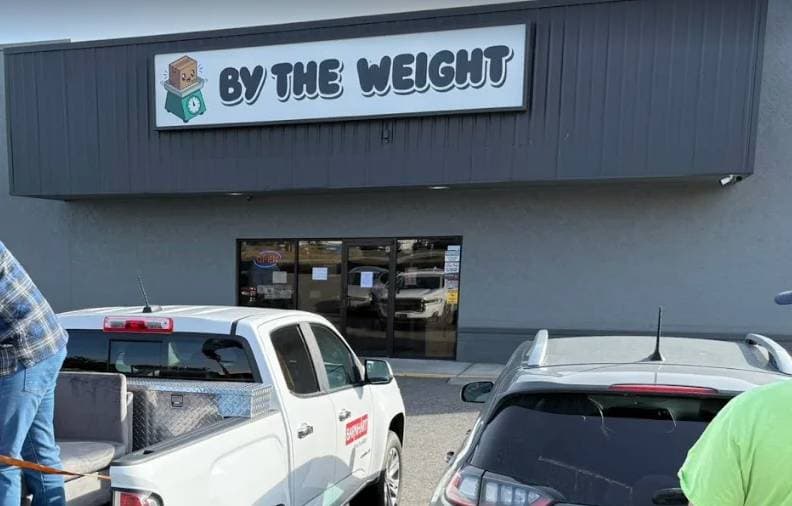 By The Weight in Kennewick, Washington Amazon bin store