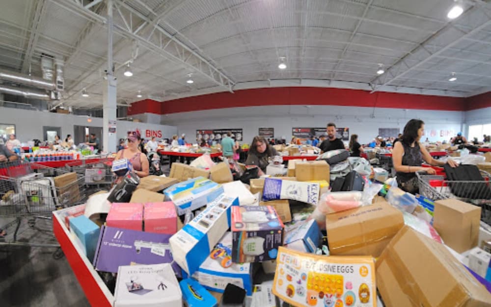 Lakeland Bin Store storefront