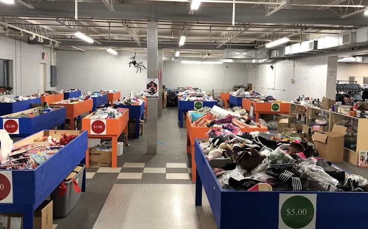 One Stop Bargains storefront