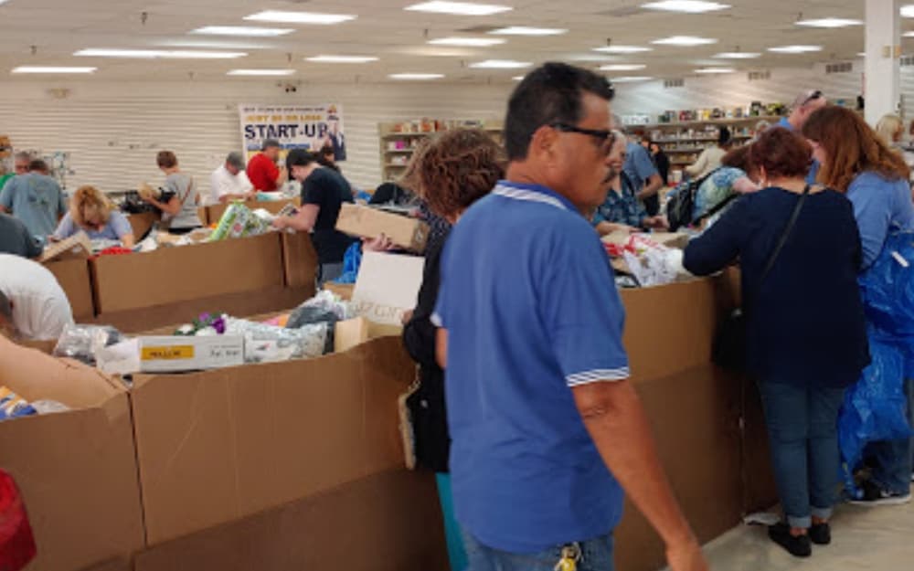 Real Deal Bin & Discount Store storefront