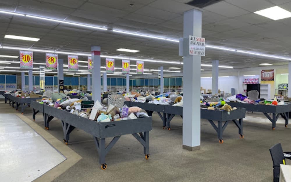 Super Bins Medina storefront