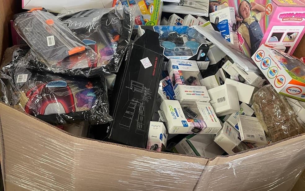 SUPREME SAVER storefront