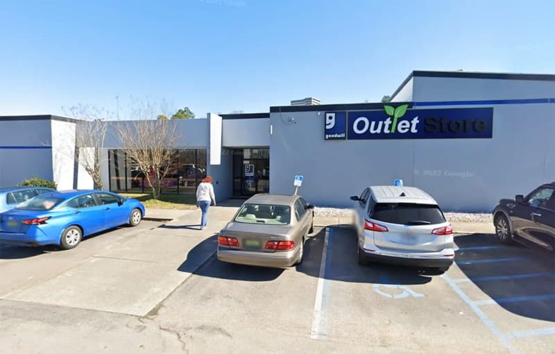 Goodwill Outlet Birmingham storefront