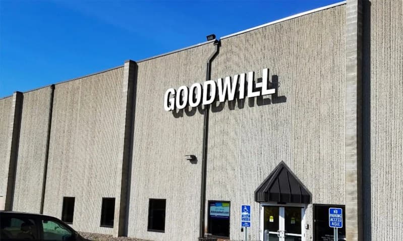 Goodwill Outlet Chaska storefront