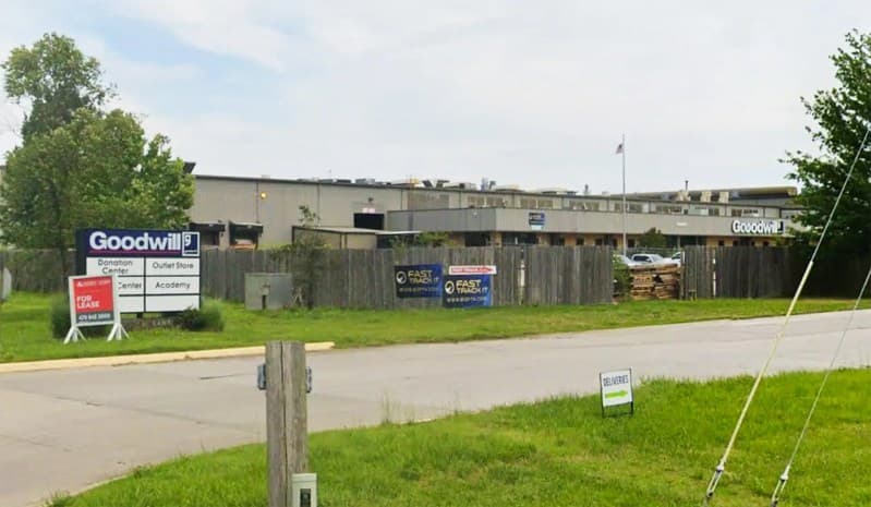 Goodwill Outlet Rogers storefront