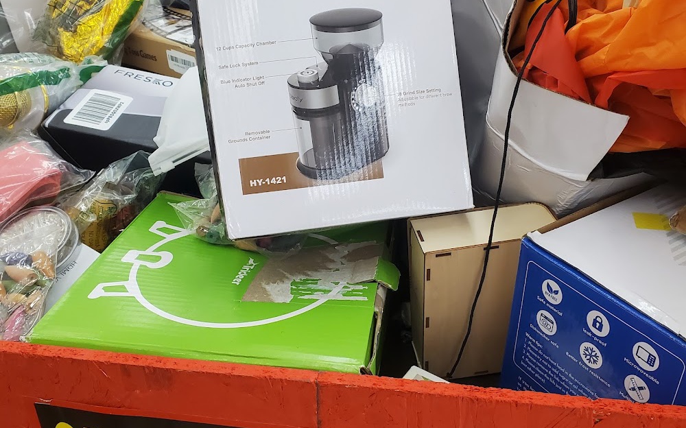 Bin and liquidation store Crazy hot deals Orange | 200 Indian River Rd, Orange, Connecticut