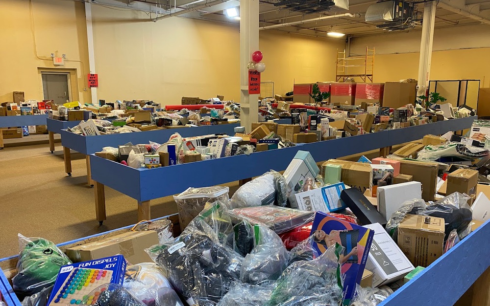 Bin and liquidation store mega dealz North Bergen | 2015 89th St, North Bergen, New Jersey